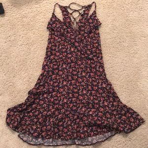 Size Medium Floral American Eagle Dress (Medium)